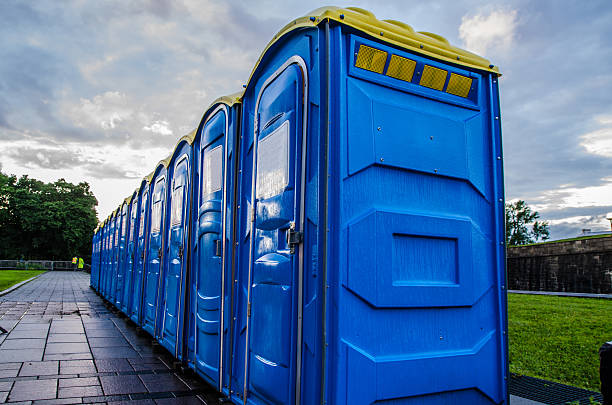 Best Temporary restroom rental  in Brownsville, FL